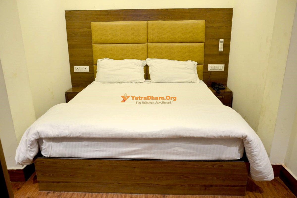 Hotel Vaishali Prayagraj (Allahabad) 2 Bed Room
