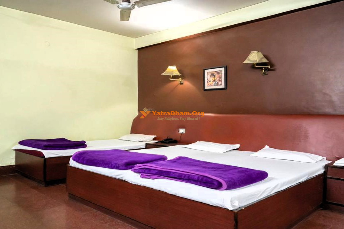 Hotel Prayag Prayagraj 3 Bed Room