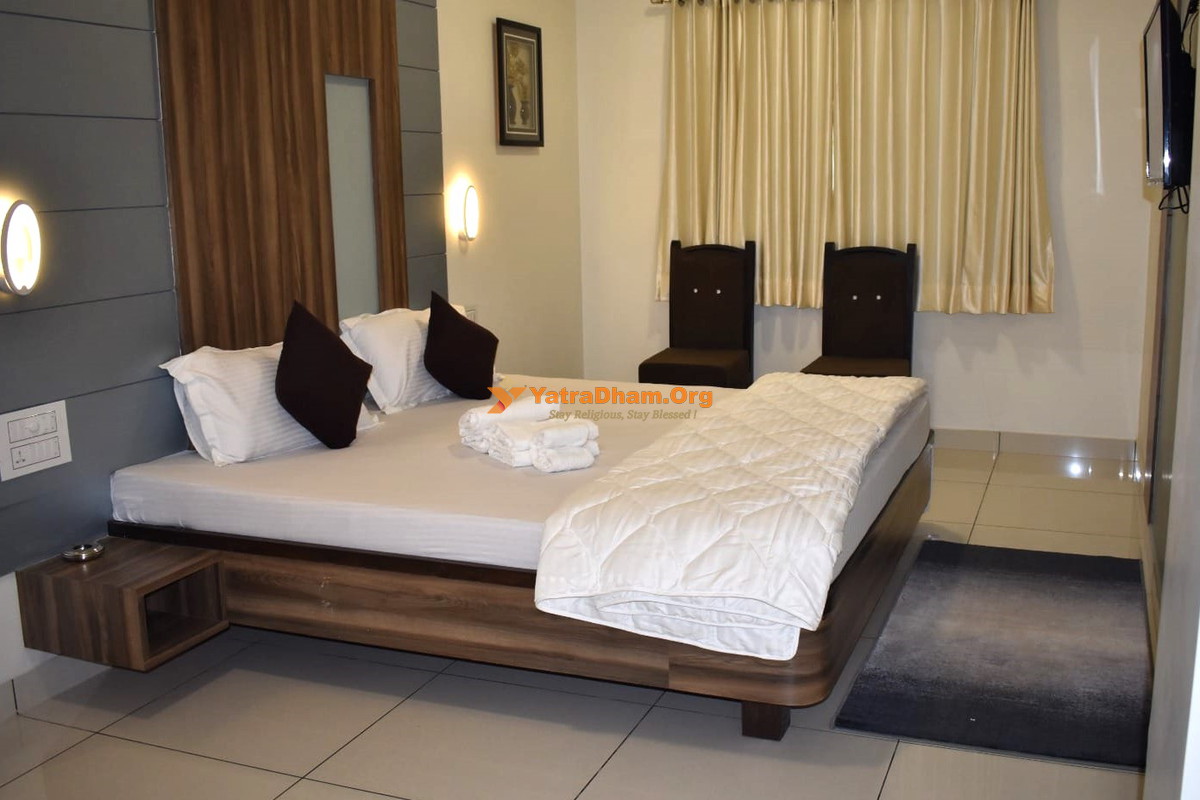 Hotel Shyam Palace Madhapar (Kutch Bhuj) 2 Bed Room