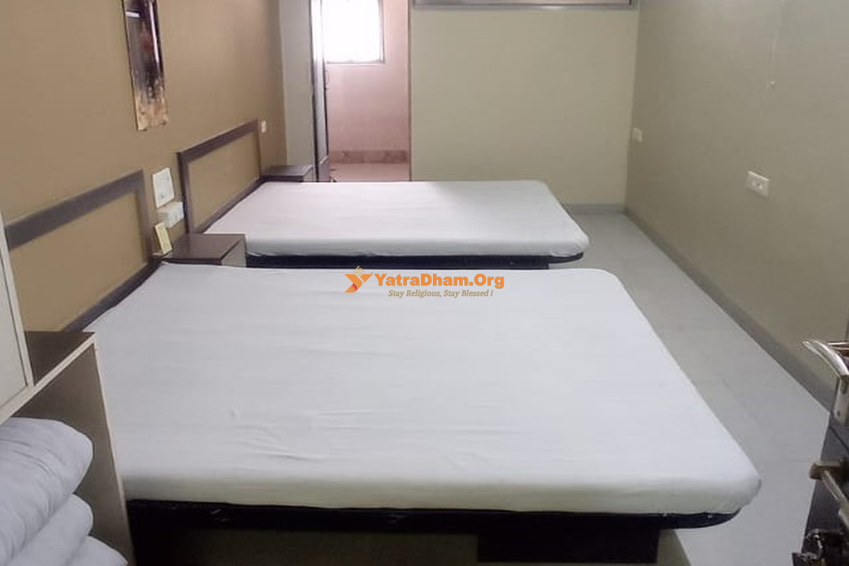 Indore Shri Fatehpuria Samaj Bhavan 4 Bed Room 
