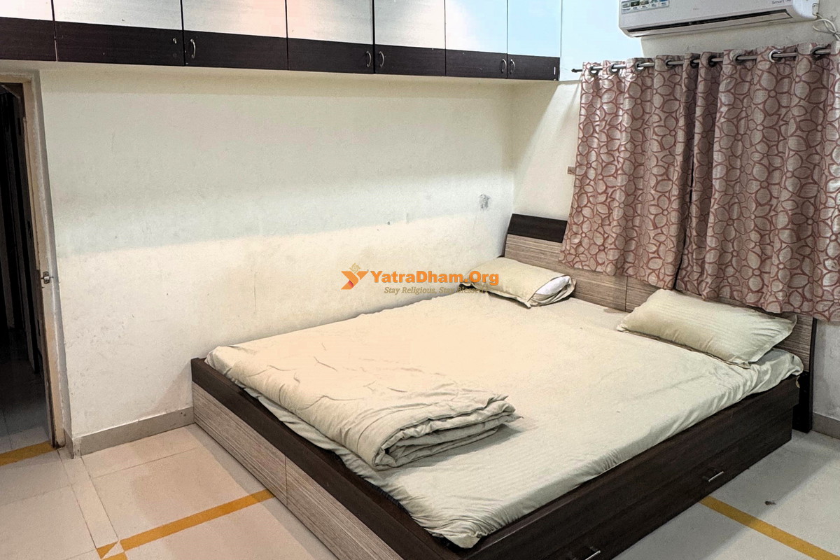 Shree Kashtbhanjan Guest House Sarangpur 2 Bed Room