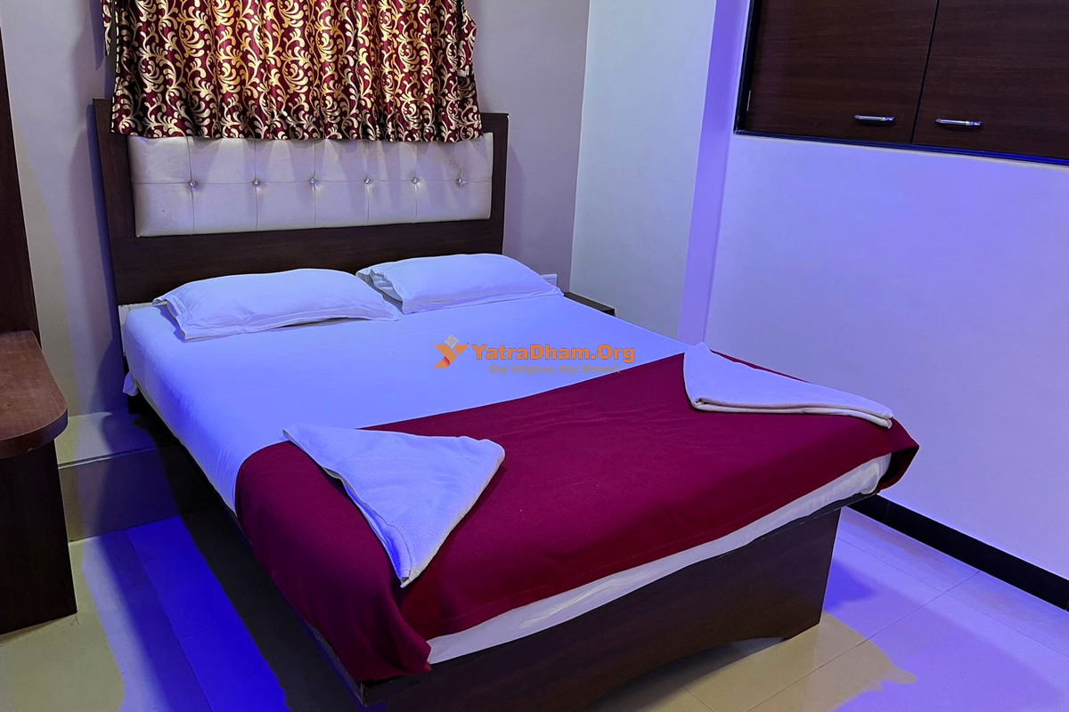 Suraksha Lodging and Boarding Thane 2 Bed Room