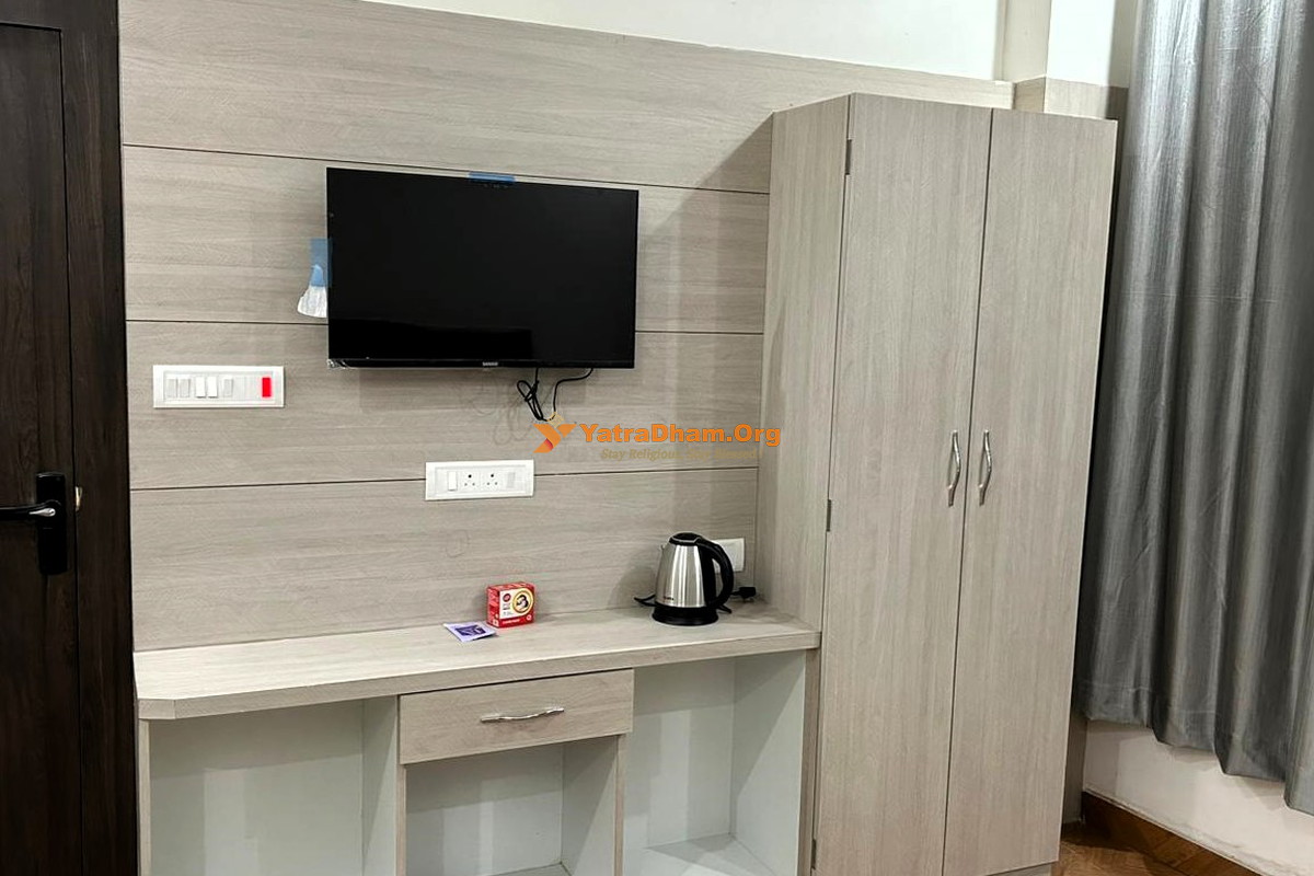 Nihal Palace Homestay Ayodhya 2 Bed Room
