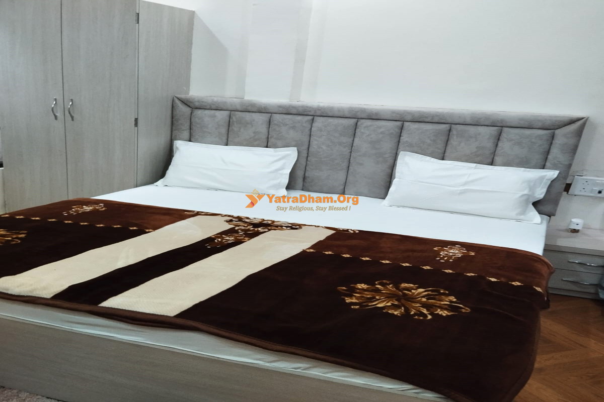 Nihal Palace Homestay Ayodhya 2 Bed Room