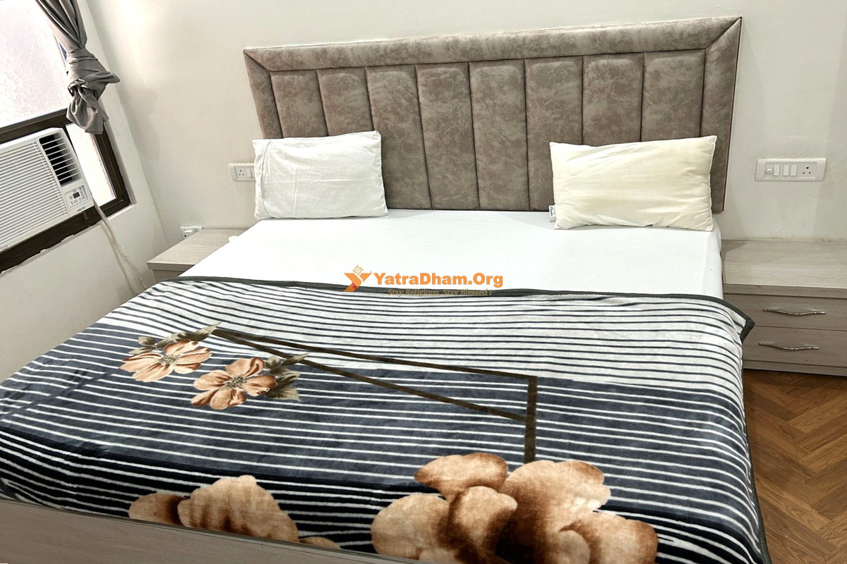 Nihal Palace Homestay Ayodhya 2 Bed Room