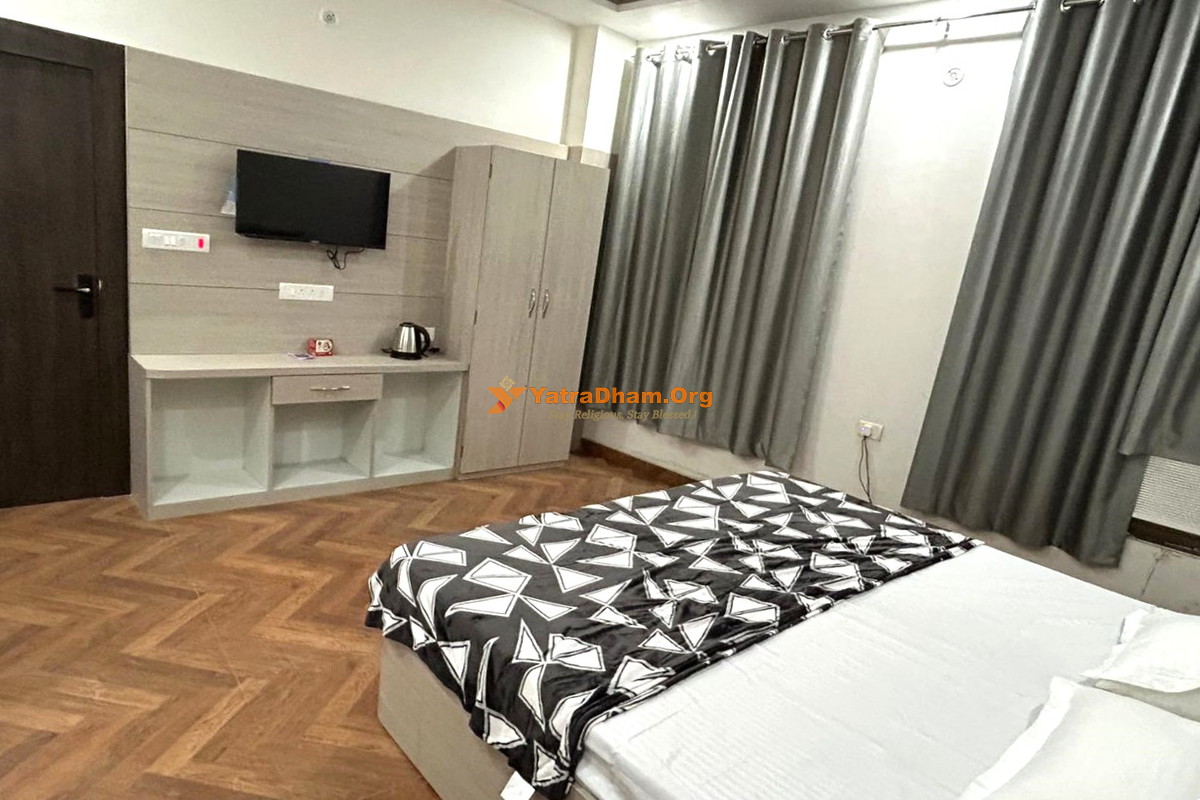 Nihal Palace Homestay Ayodhya 2 Bed Room