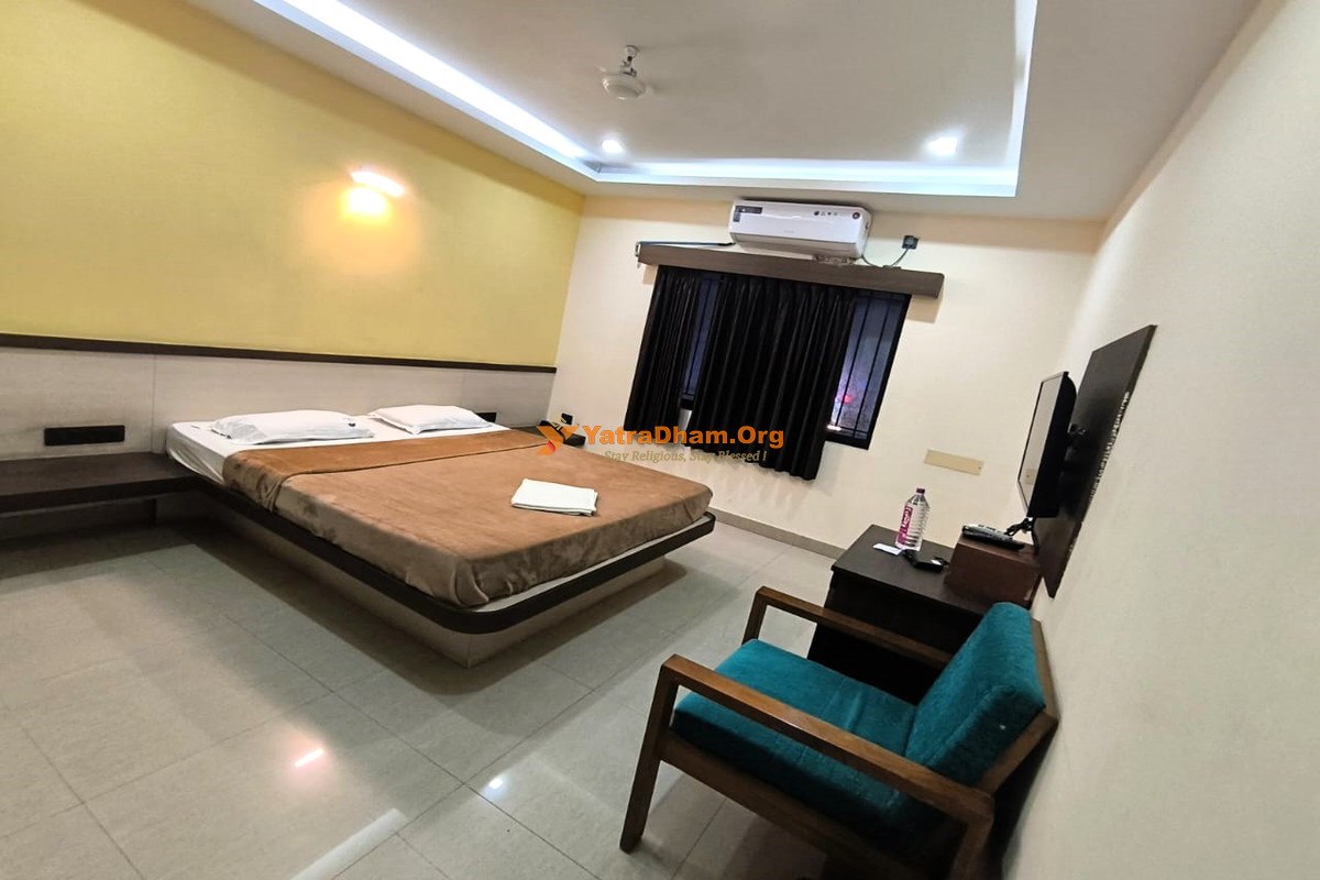 Hotel PBS Grand Hospet 2 Bed AC Room