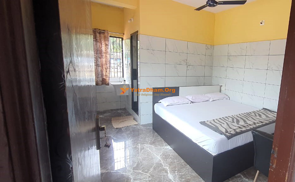 Sri Ayodhya Residency Murudeshwar Room