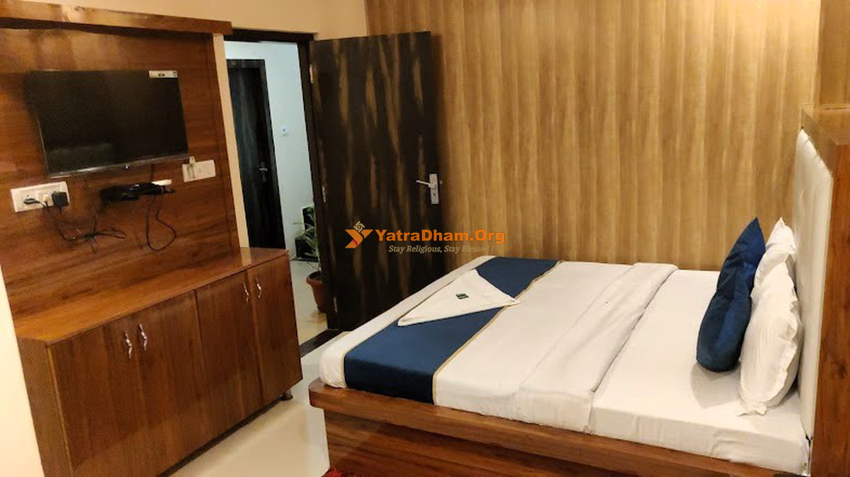 Hotel KBS Lucknow Room