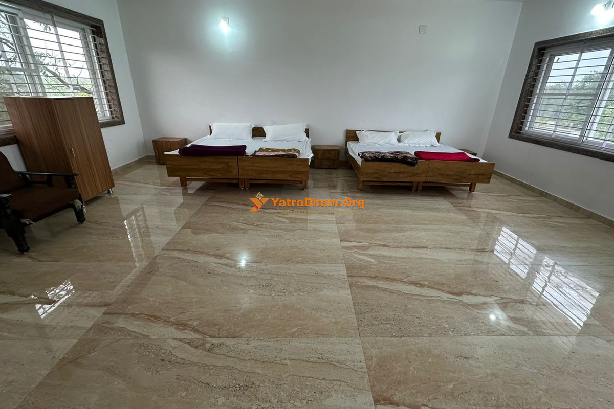 Madhavbag Dakor Room