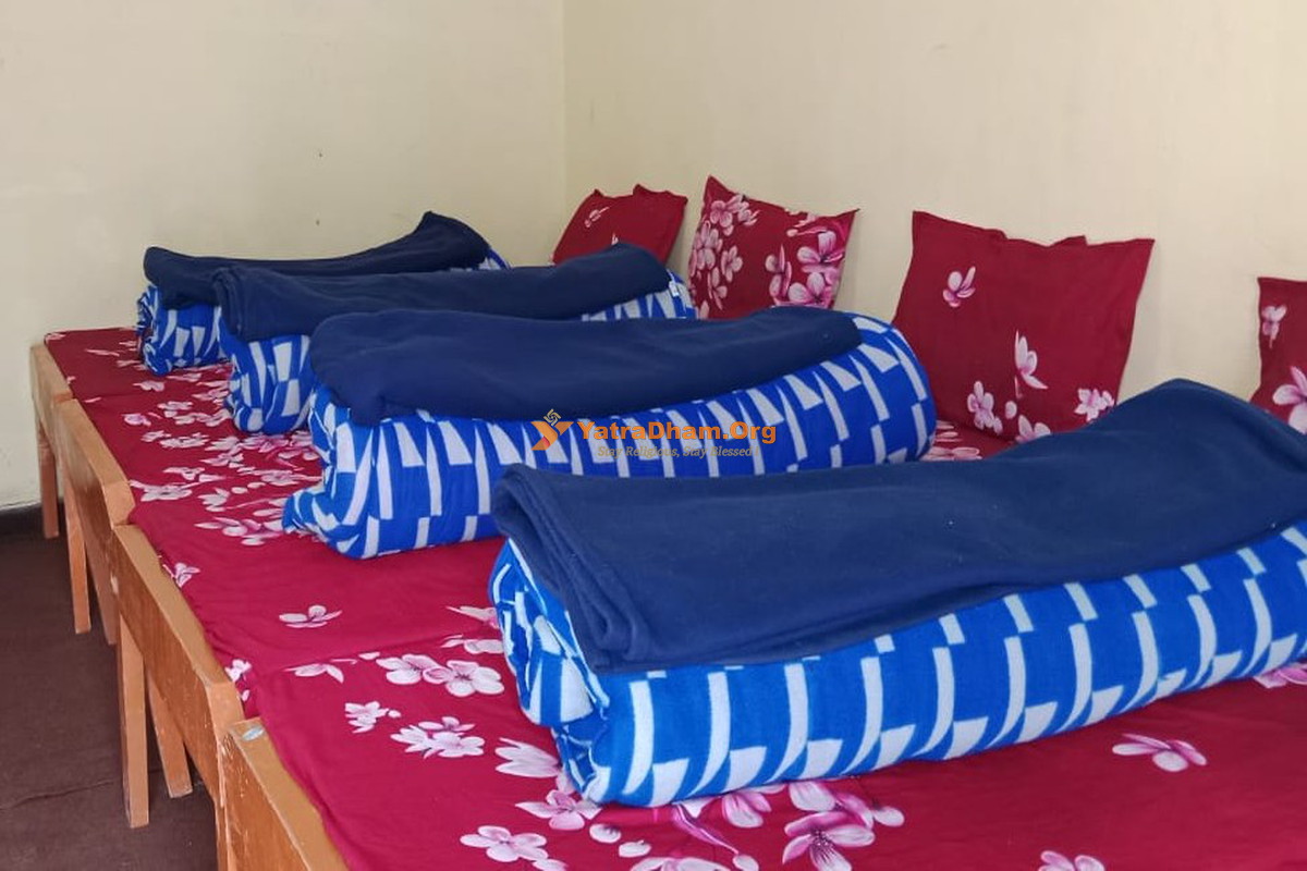 Leela Mahadev Guest House Kedarnath 4 Bed Room View