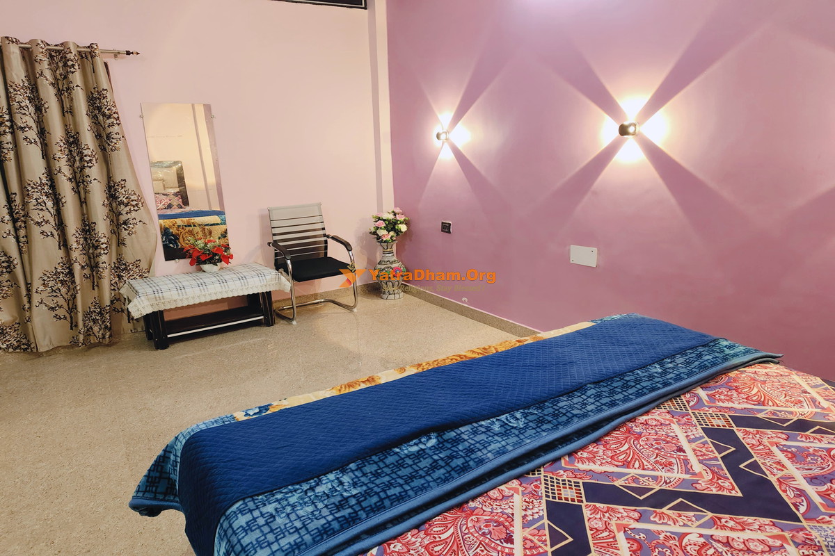 Dev Paradise Ayodhya 2 Bed Super Deluxe Room