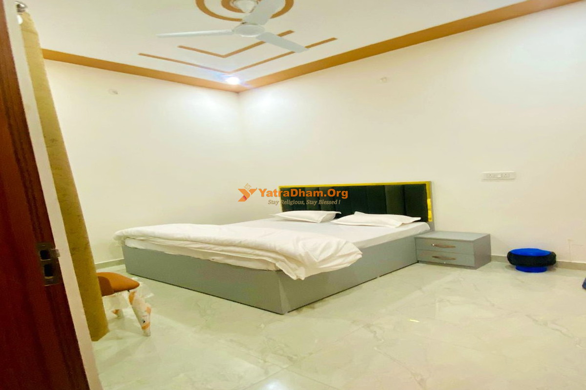 Shiva Homestay Ayodhya 2 Bed Room