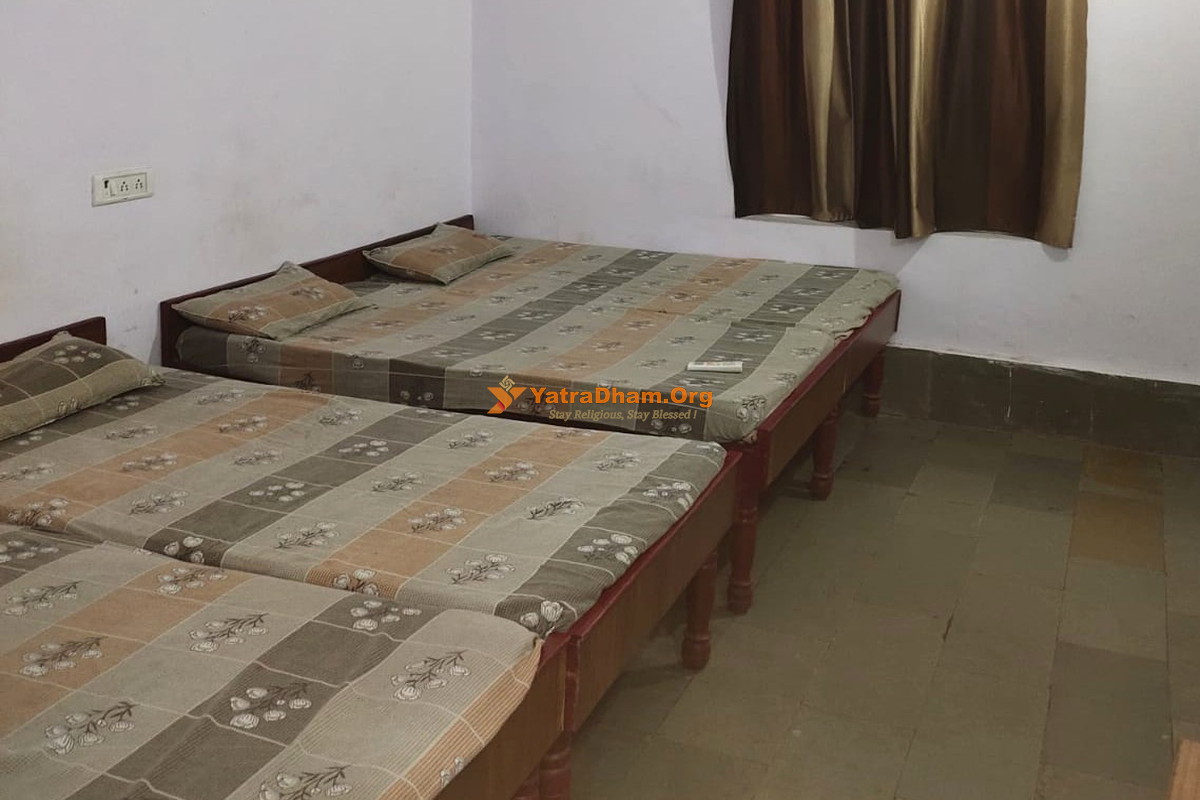 Jangra Dharamshala Haridwar Room