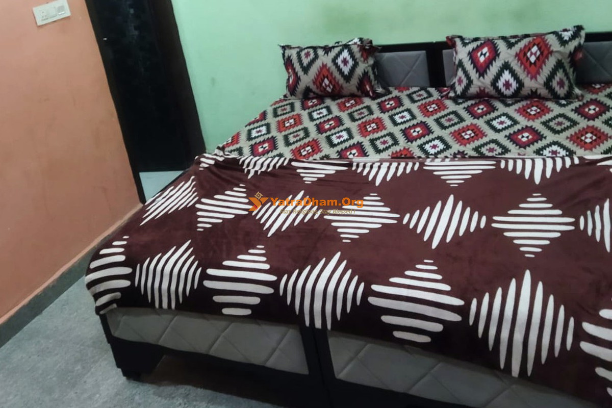 Sawariya Yatri Niwas Vrindavan 2 Bed Room