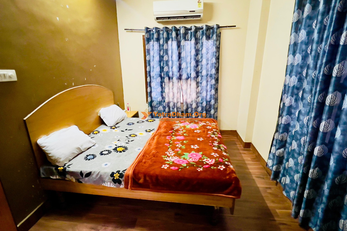 Anand Kunj Hotel Nathdwara 2 Bed Room
