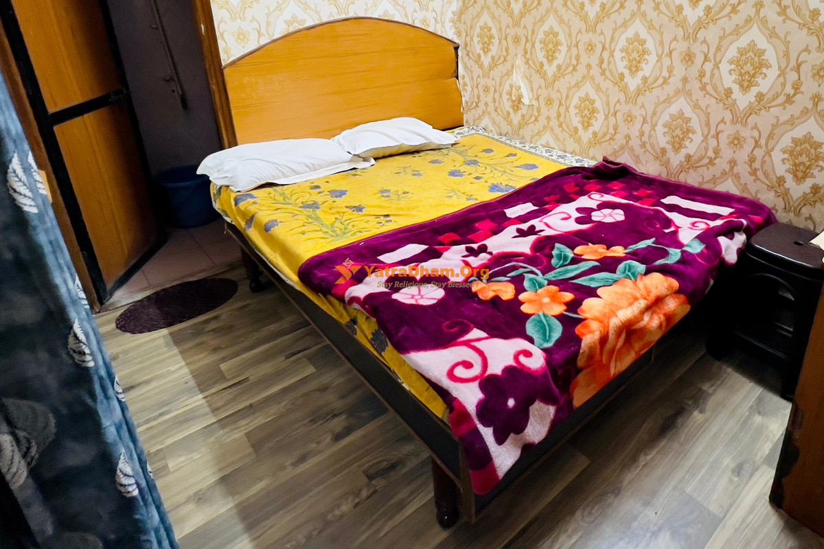 Anand Kunj Hotel Nathdwara 2 Bed Room