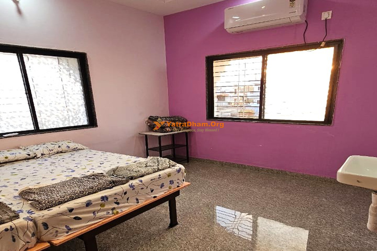 Swaminchi Savali Bhakt Niwas Akkalkot 4 Bed Room
