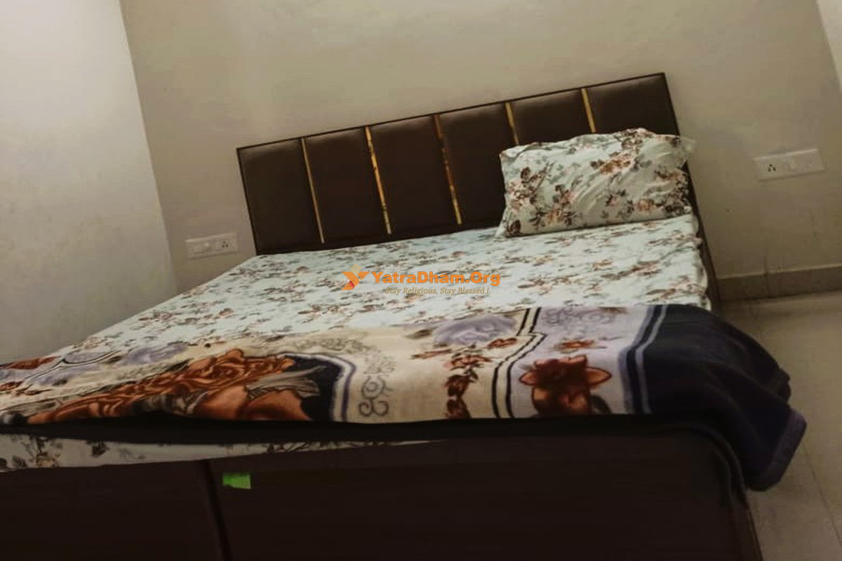 Brijeshwari Devi Yatri Sadan Kangra 2 Bed Room View