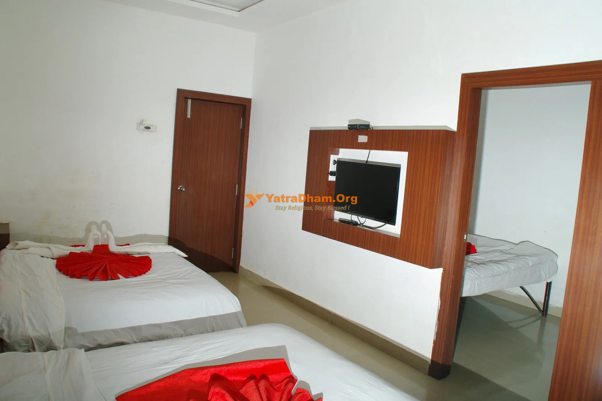 Star Holiday Home Saputara Room View