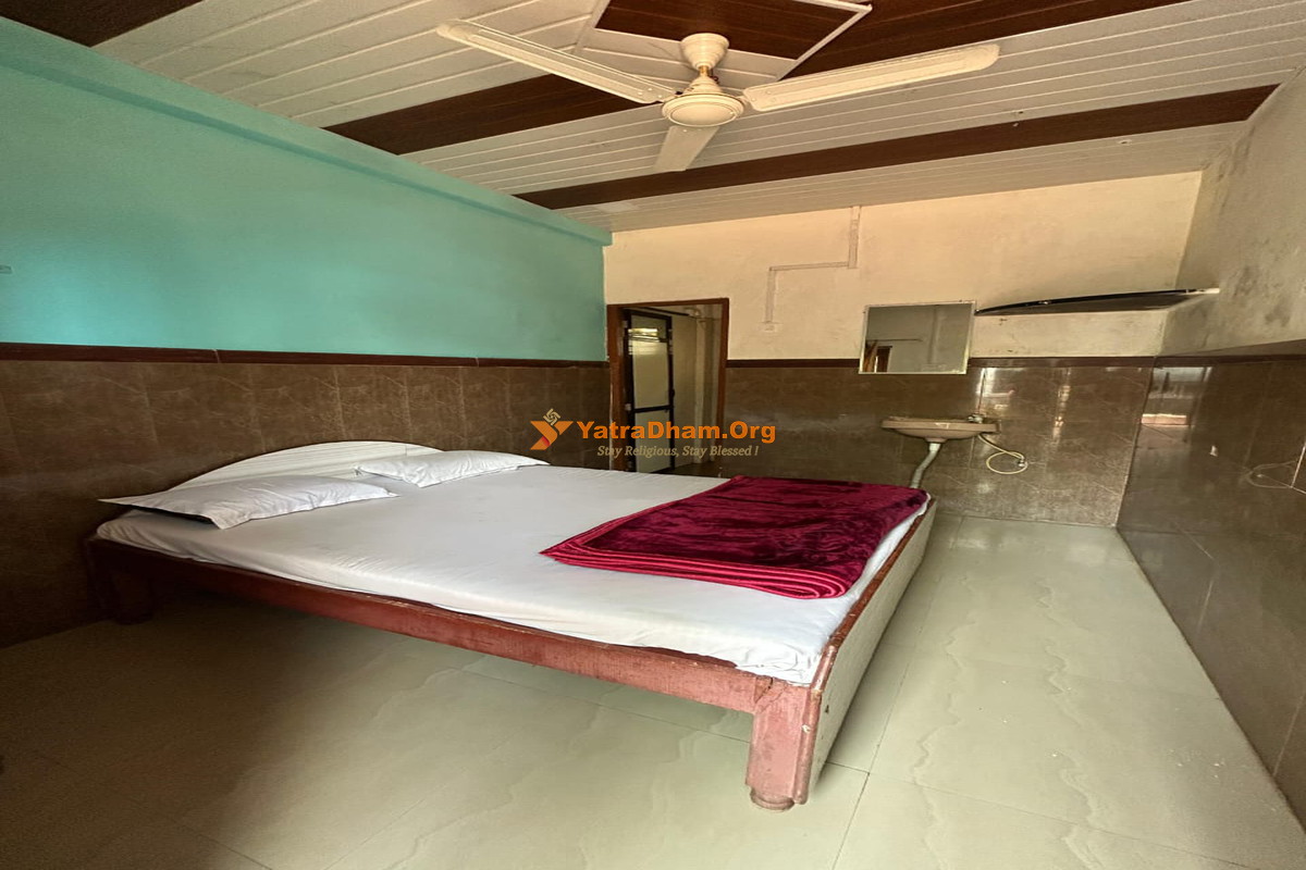 Gurukrupa Guest House Saptashrungi - Standard _Room_1