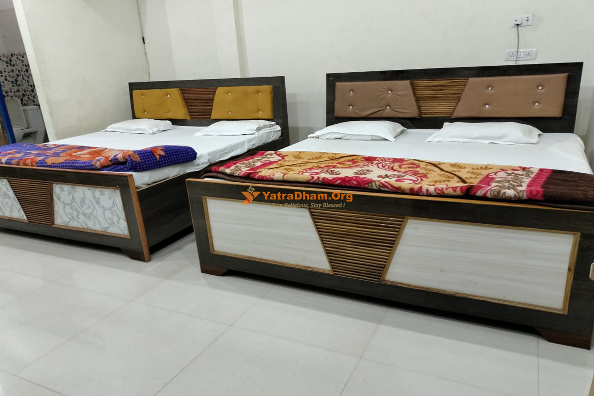 Sainik Dham Naimisharanya Room 4 Bed Room View
