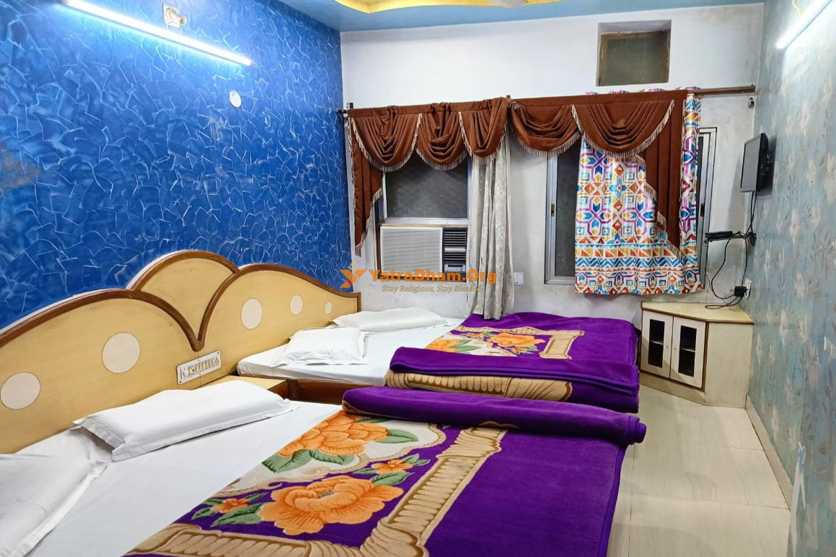 Hotel Hari Darshan Nathdwara 4 Bed AC Room View 