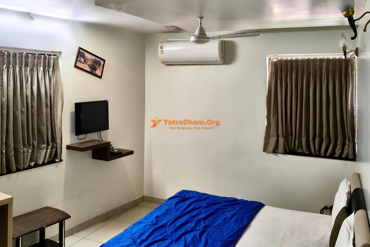 Hotel Sky Inn Bhavnagar 2 Bed Room View