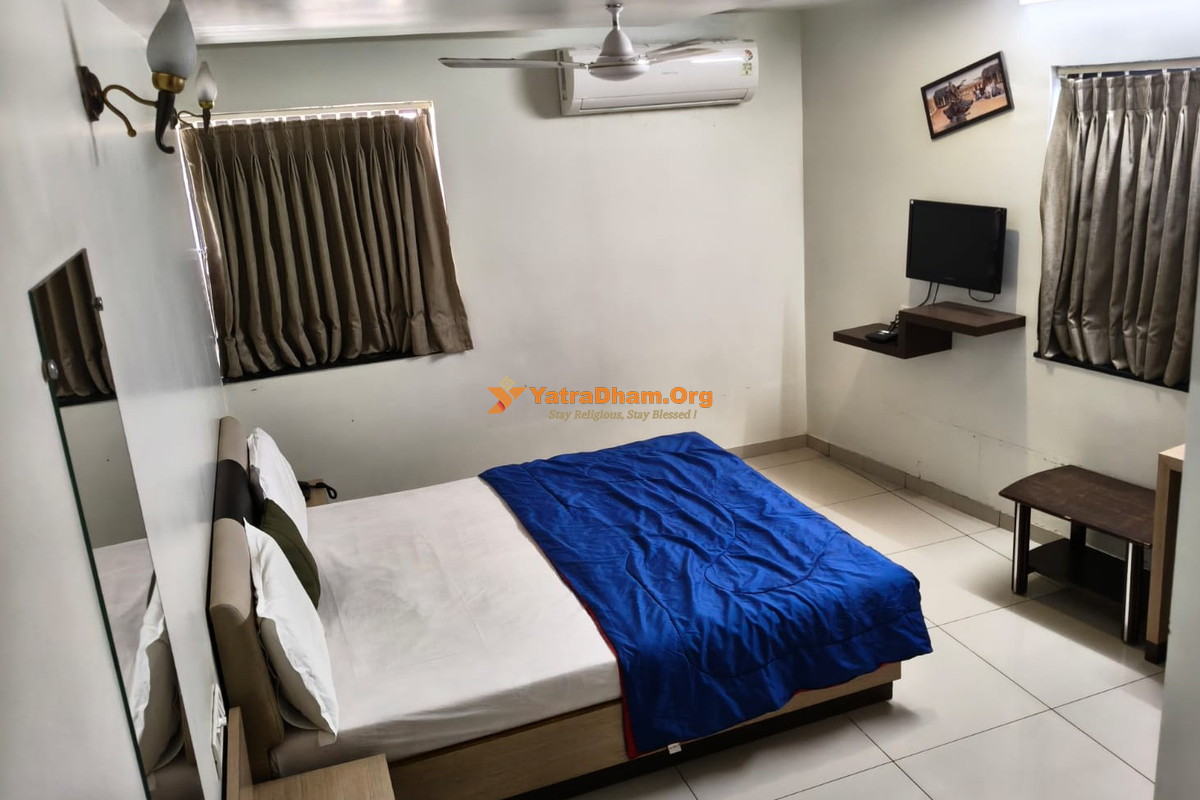 Hotel Sky Inn Bhavnagar 2 Bed Room View