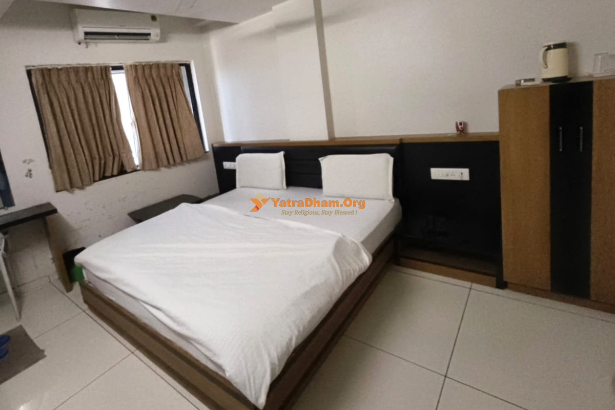 Hotel Sky Inn Bhavnagar 2 Bed Room View