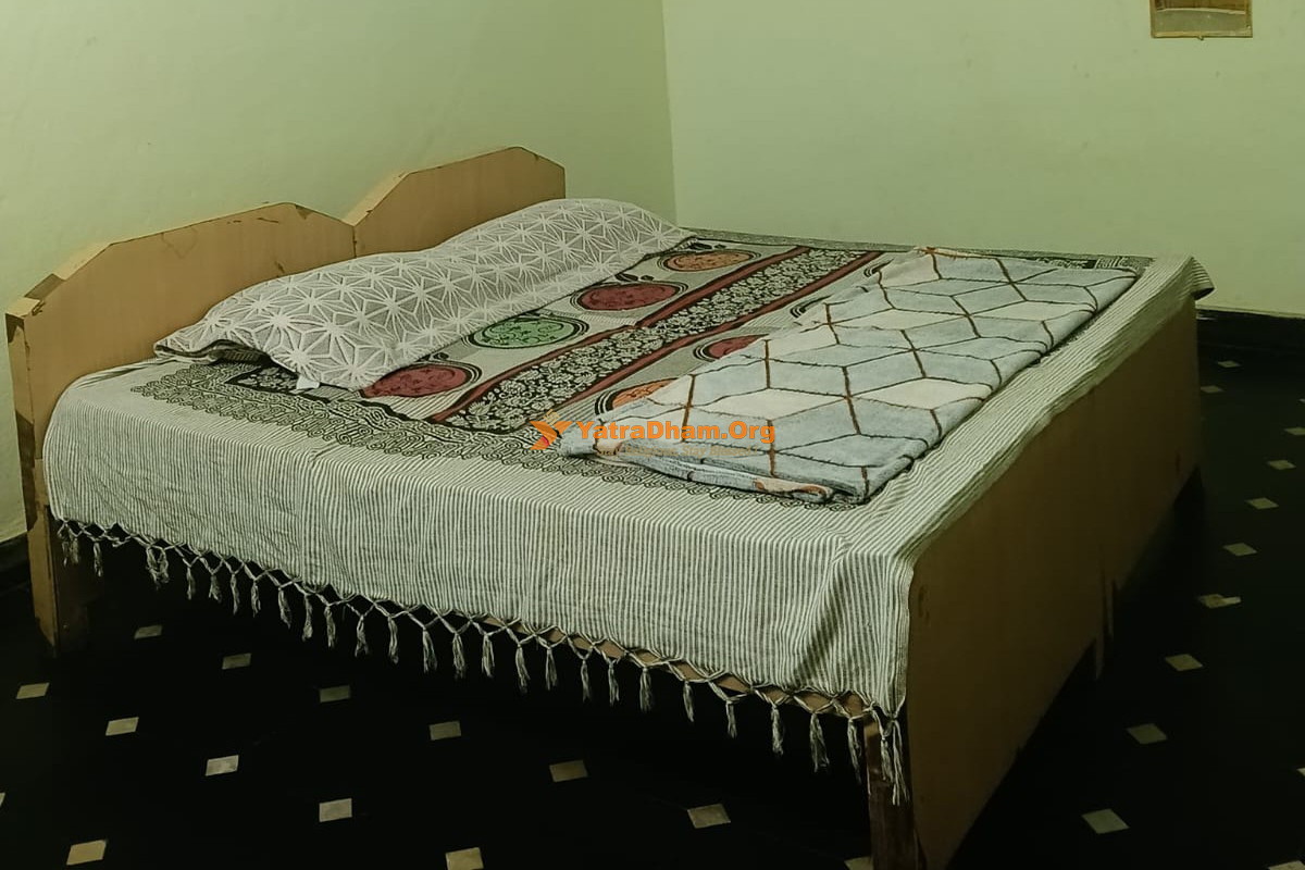 Akhila Bharatheeya Brahmana Karivena Nityannadana Satram - Mahanandi 2 Bed Deluxe AC Room View