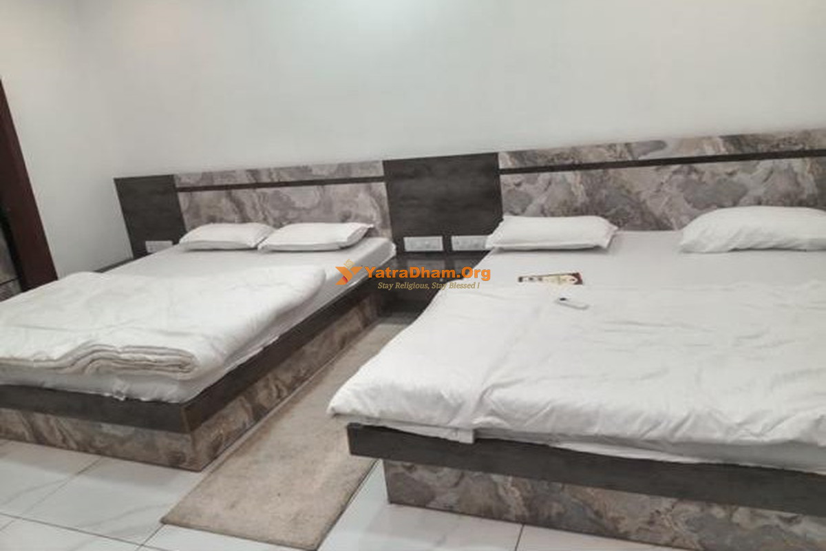 Hotel Shree Karni Palace Deshnok 4 Bed Room View