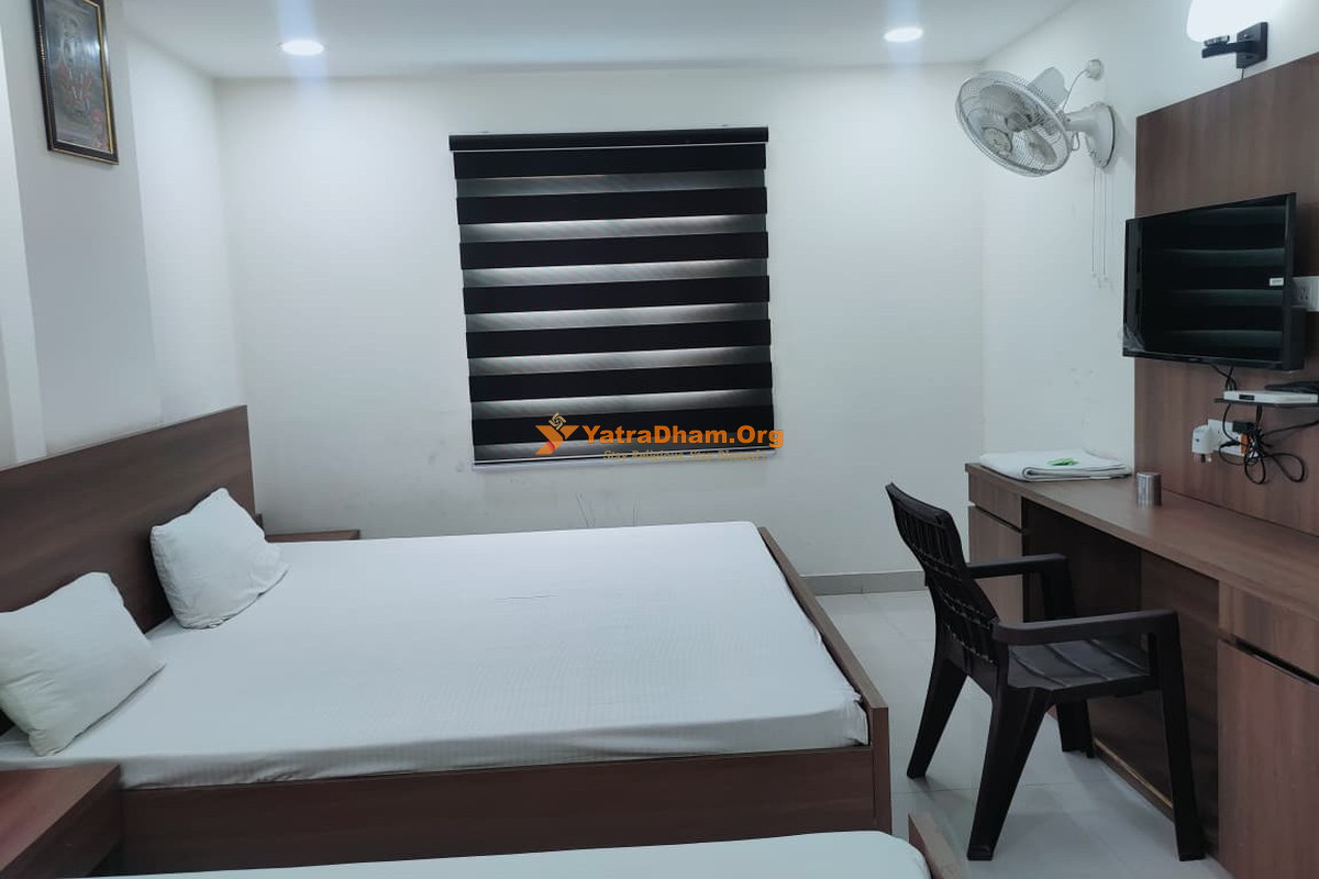 Gokul Dham Vrindavan 3 Bed Room View