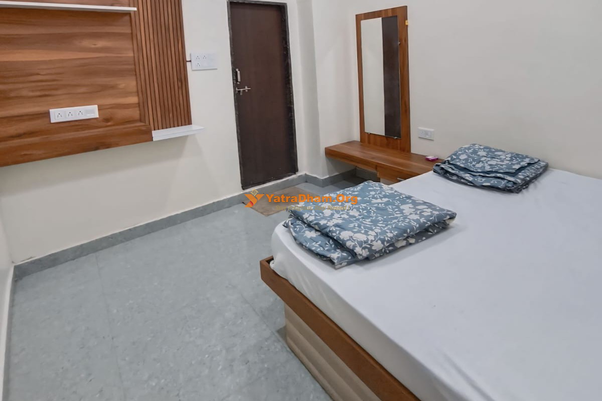 Trilokeshwar Mahadev Guest House Ujjain 2 Bed Non AC Room View