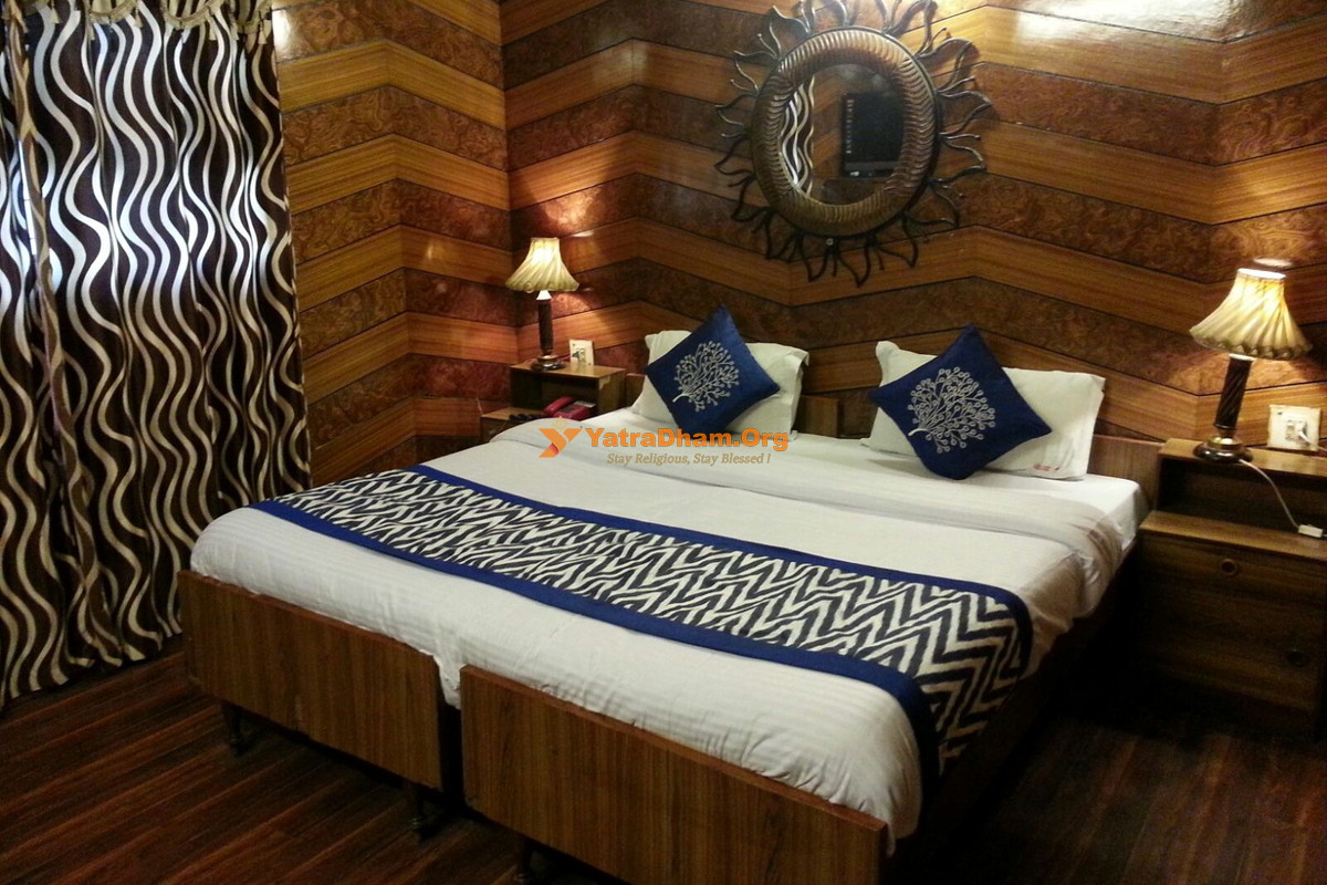 Hotel Ankur Plaza Deluxe Nainital 2 Bed Room View