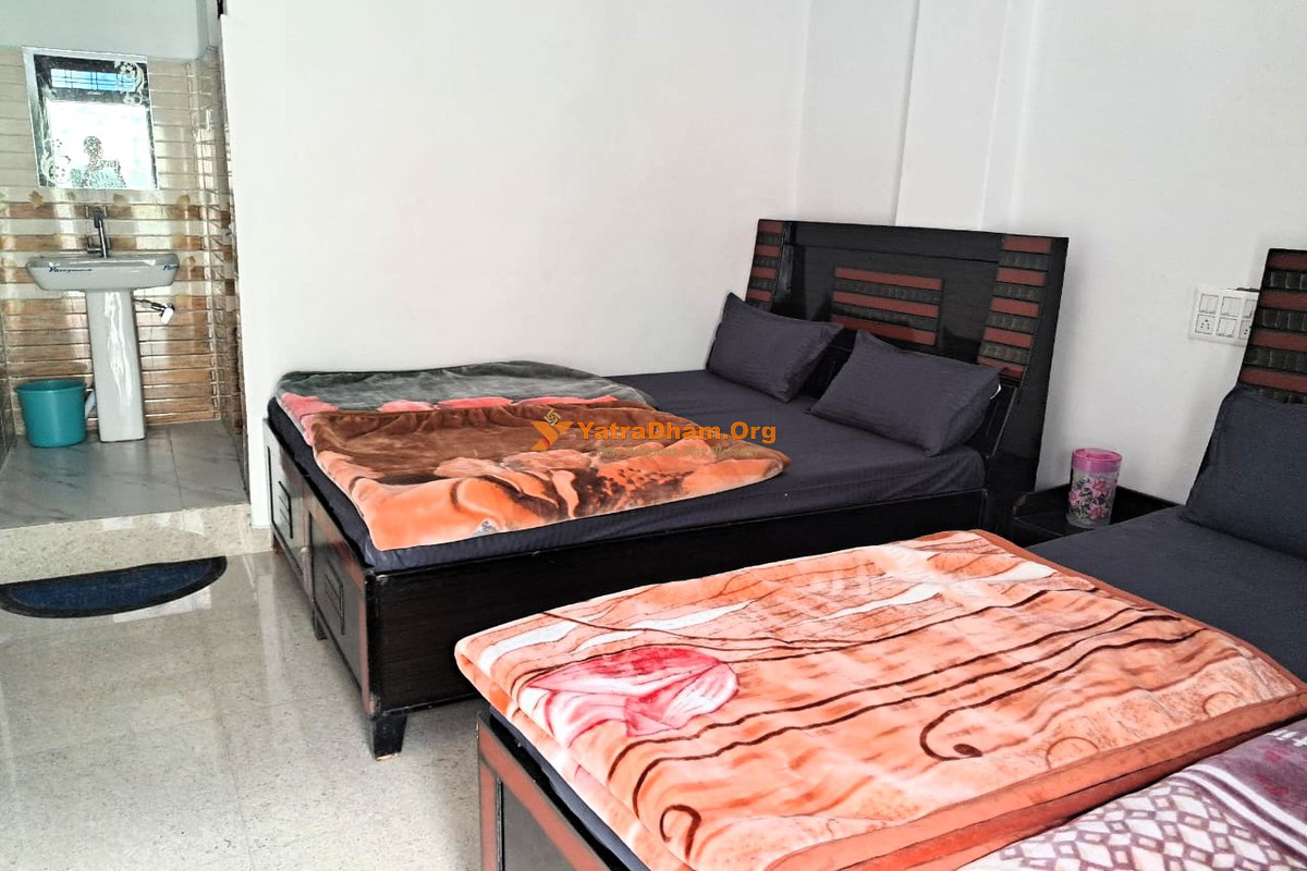Hotel New Shiv Shakti Rampur Kedarnath Road 4 Bed Room