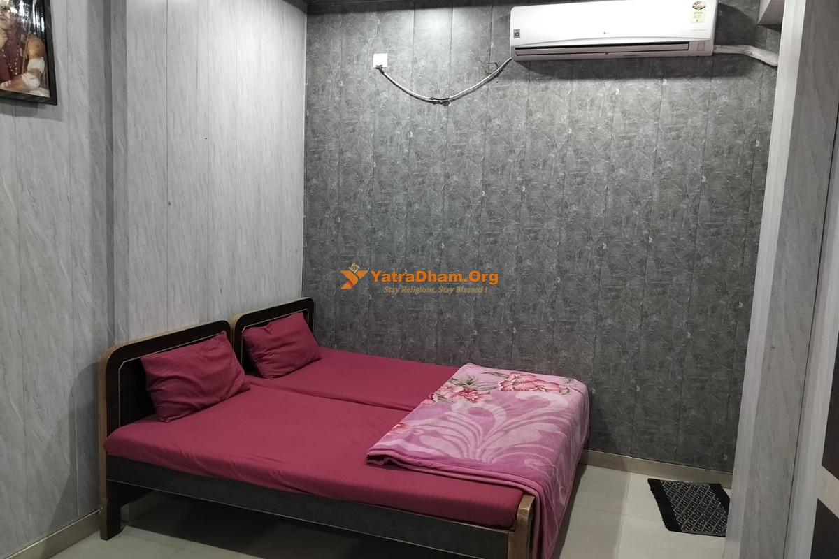 Visakha Sri Sarada Peetham Varanasi 2 Bed Room View